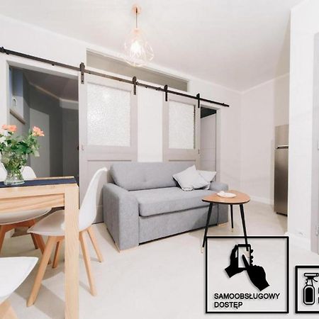 M6 Main Square Stylish One Bedroom クラクフ エクステリア 写真