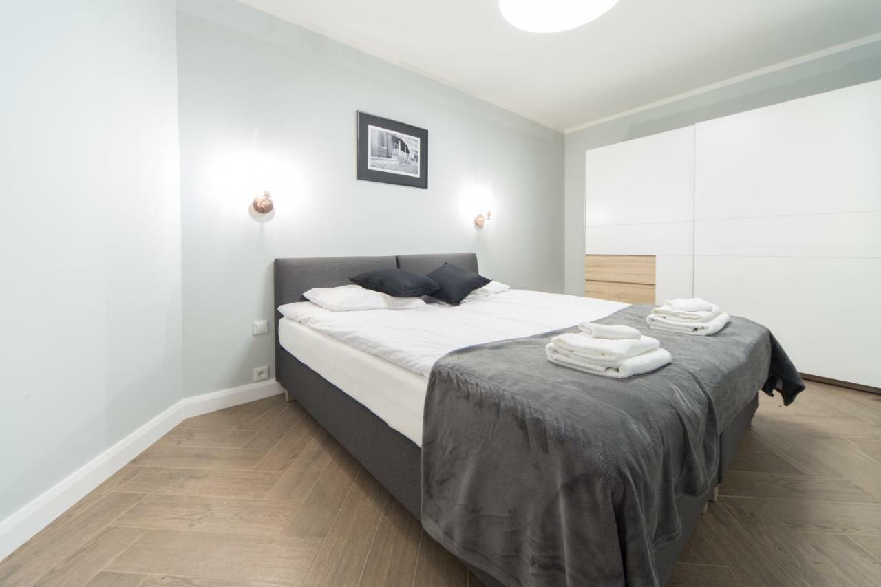 M6 Main Square Stylish One Bedroom クラクフ エクステリア 写真